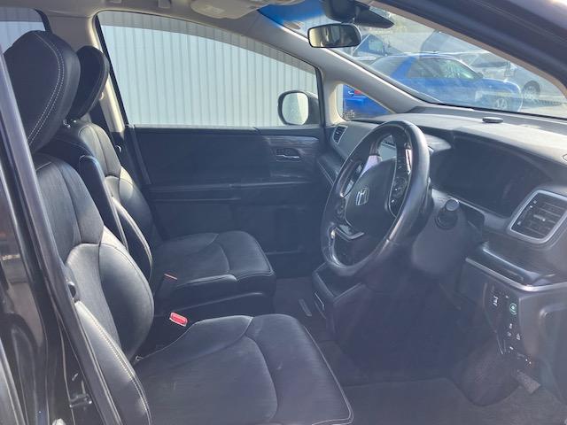 オデッセイ アブソルート(10枚目)