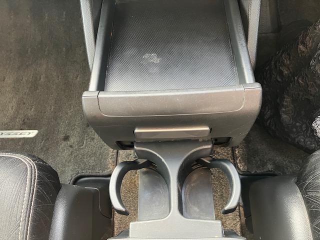 オデッセイ アブソルート(14枚目)