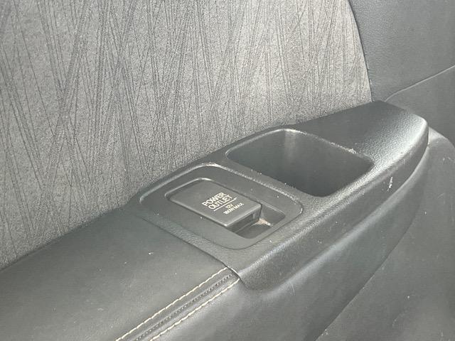 オデッセイ アブソルート(25枚目)