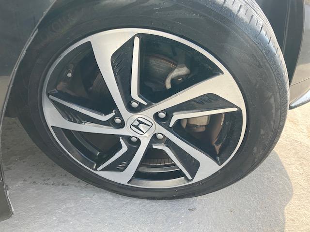 オデッセイ アブソルート(32枚目)