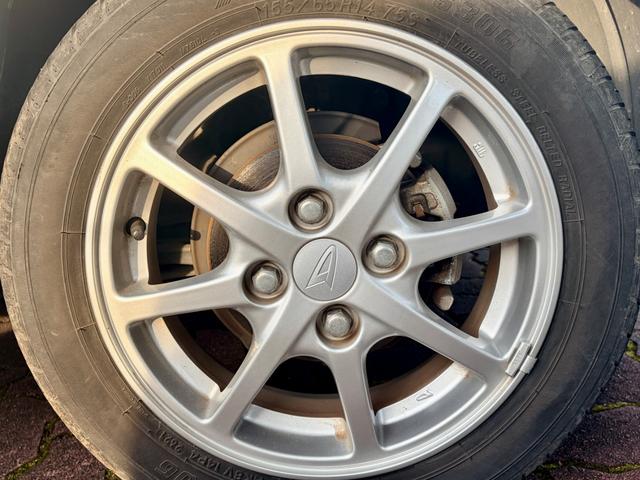 ミライース Ｘ　キーレス　ナビ　ＴＶ　バックカメラ　ドライブレコーダー　パワーウィンドウ　電動格納ミラー　エコアイドル　新品タイヤ（11枚目）