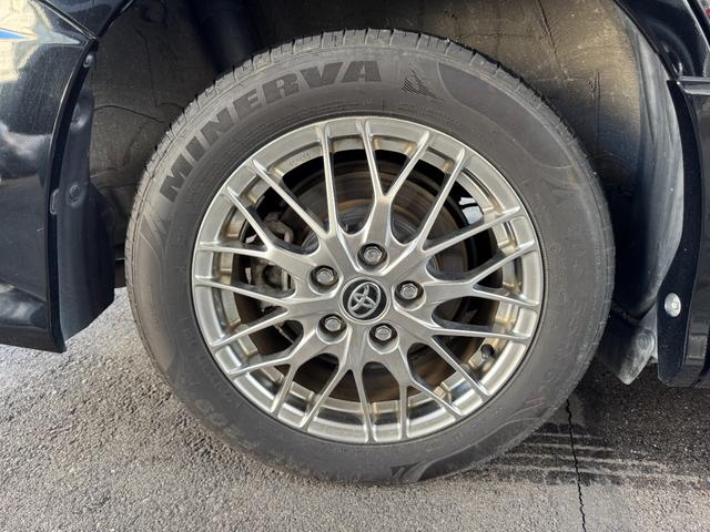 ヴォクシー ハイブリッドＺＳ　煌ＩＩＩ　クルコン　両側パワースライド　ＥＴＣ　後席モニター　シートヒーター　ナビ　バックカメラ　ＴＶ（5枚目）