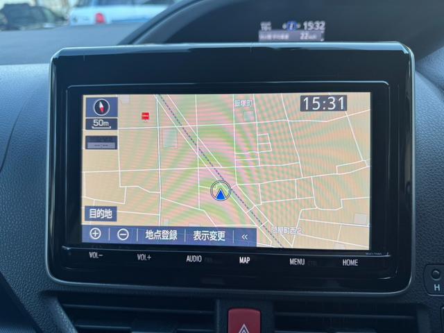 ヴォクシー ハイブリッドＺＳ　煌ＩＩＩ　クルコン　両側パワースライド　ＥＴＣ　後席モニター　シートヒーター　ナビ　バックカメラ　ＴＶ（10枚目）