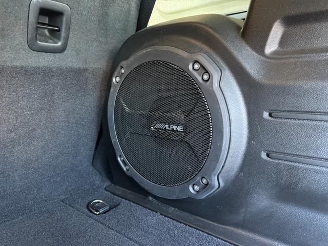 ジープ・ラングラーアンリミテッド サハラ 1オーナー 背面タイヤ 黒革 ETC2.0 Pスタート シートヒーター バックカメラ 純正ナビ ACC アルパインステレオ(35枚目)