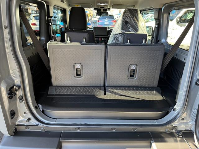 ジムニー XC 届出済未使用車 5型 デュアルセンサーブレーキサポートII アダプティブクルーズコントロール フロントパーキングセンサー 背面タイヤ オーディオレス シートヒーター アイドリングストップ(20枚目)