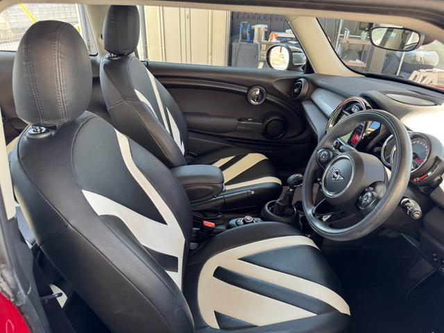 MINI クーパーD クーパーD(4名) 車検2年付き ペッパーPKG ユニオンジャックテールランプ クルーズコントロール 純正ナビ アイドリングストップ ETC レザーシート(19枚目)