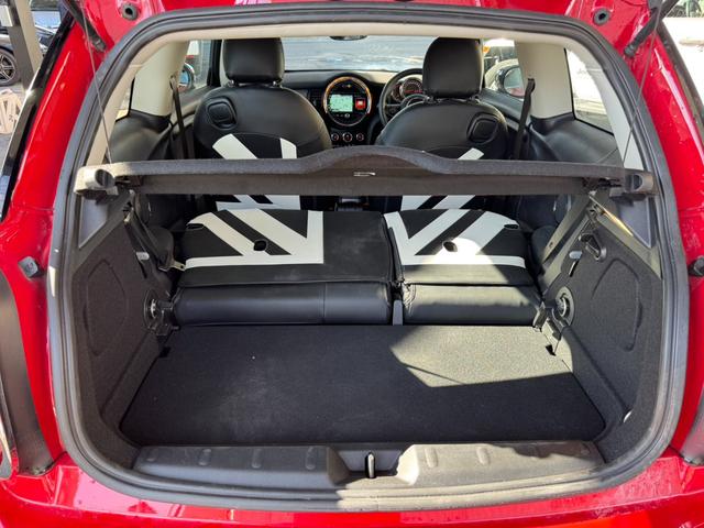 MINI クーパーD クーパーD(4名) 車検2年付き ペッパーPKG ユニオンジャックテールランプ クルーズコントロール 純正ナビ アイドリングストップ ETC レザーシート(20枚目)