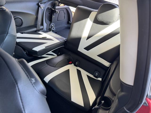 MINI クーパーD クーパーD(4名) 車検2年付き ペッパーPKG ユニオンジャックテールランプ クルーズコントロール 純正ナビ アイドリングストップ ETC レザーシート(22枚目)