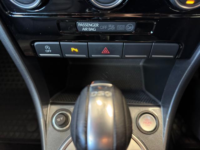 ザ・ビートル Rラインマイスター プッシュスタート ナビ バックカメラ クルーズコントロール BLIS 黒レザー シートヒーター アイドリングストップ パドルシフト ETC(10枚目)