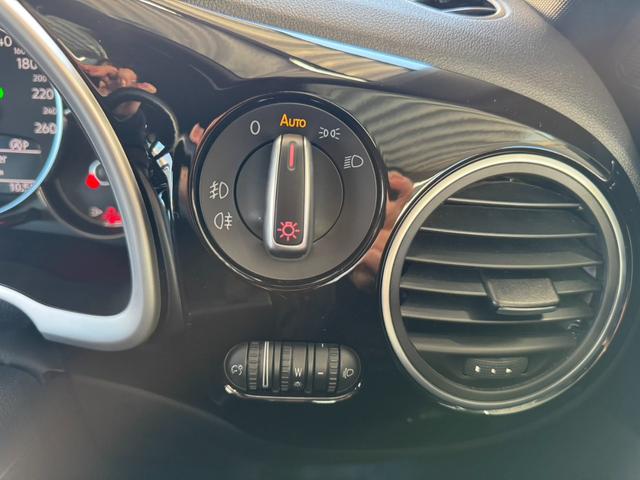 ザ・ビートル Rラインマイスター プッシュスタート ナビ バックカメラ クルーズコントロール BLIS 黒レザー シートヒーター アイドリングストップ パドルシフト ETC(13枚目)