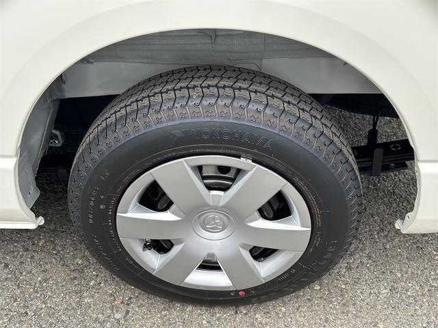 ハイエースバン ロングジャストローDX 2WD ガソリン オートマ 荷台平 ETC クリアランスソナー レーンアシスト 衝突被害軽減システム 両側スライドドア オートマチックハイビーム キーレスエントリー CVT 100V電源 ESC(4枚目)