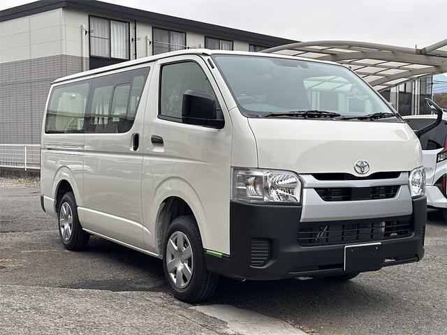 ハイエースバン ロングジャストローDX 2WD ガソリン オートマ 荷台平 ETC クリアランスソナー レーンアシスト 衝突被害軽減システム 両側スライドドア オートマチックハイビーム キーレスエントリー CVT 100V電源 ESC(10枚目)