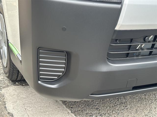 ハイエースバン ロングジャストローDX 2WD ガソリン オートマ 荷台平 ETC クリアランスソナー レーンアシスト 衝突被害軽減システム 両側スライドドア オートマチックハイビーム キーレスエントリー CVT 100V電源 ESC(13枚目)