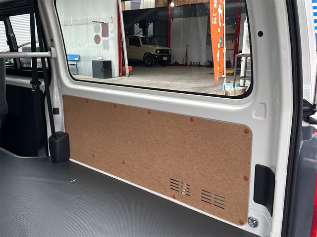 ハイエースバン ロングジャストローDX 2WD ガソリン オートマ 荷台平 ETC クリアランスソナー レーンアシスト 衝突被害軽減システム 両側スライドドア オートマチックハイビーム キーレスエントリー CVT 100V電源 ESC(22枚目)