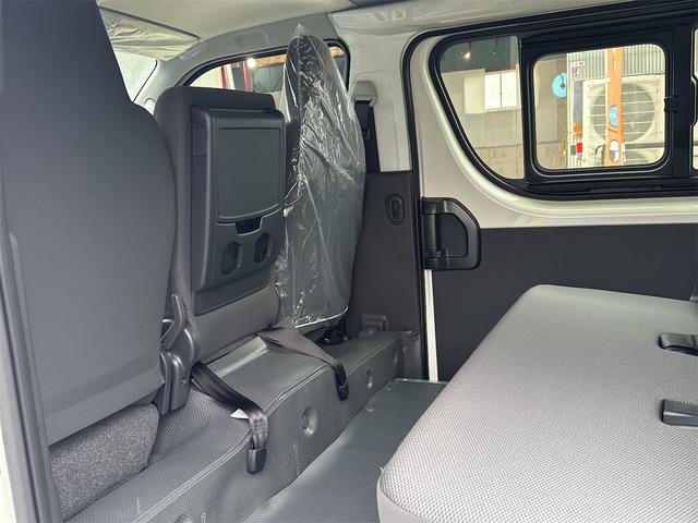 ハイエースバン ロングジャストローDX 2WD ガソリン オートマ 荷台平 ETC クリアランスソナー レーンアシスト 衝突被害軽減システム 両側スライドドア オートマチックハイビーム キーレスエントリー CVT 100V電源 ESC(27枚目)