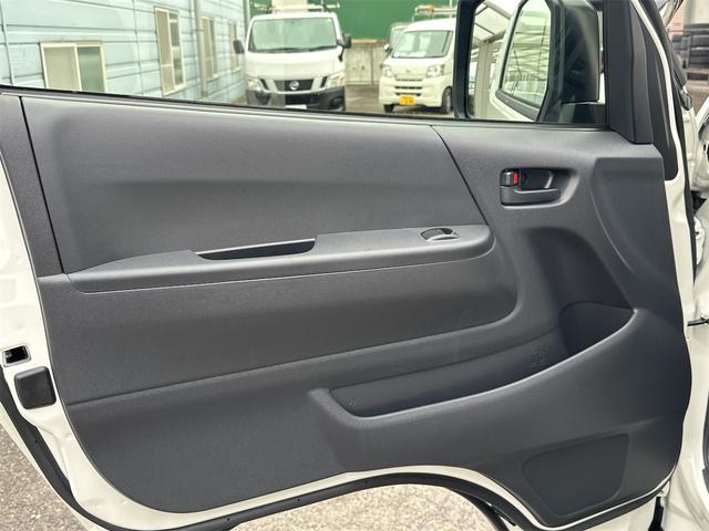 ハイエースバン ロングジャストローDX 2WD ガソリン オートマ 荷台平 ETC クリアランスソナー レーンアシスト 衝突被害軽減システム 両側スライドドア オートマチックハイビーム キーレスエントリー CVT 100V電源 ESC(29枚目)