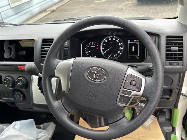 ハイエースバン ロングジャストローDX 2WD ガソリン オートマ 荷台平 ETC クリアランスソナー レーンアシスト 衝突被害軽減システム 両側スライドドア オートマチックハイビーム キーレスエントリー CVT 100V電源 ESC(32枚目)