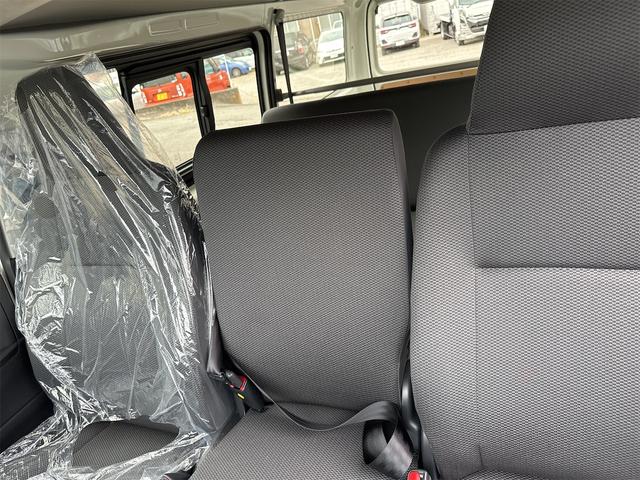 ハイエースバン ロングジャストローDX 2WD ガソリン オートマ 荷台平 ETC クリアランスソナー レーンアシスト 衝突被害軽減システム 両側スライドドア オートマチックハイビーム キーレスエントリー CVT 100V電源 ESC(57枚目)