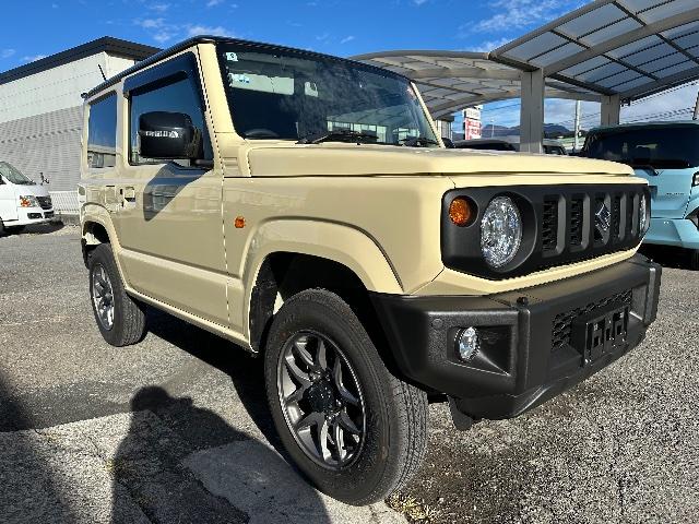 ジムニー ＸＣ　４ＷＤ　ＥＴＣ　安全運転支援システム　純正９インチナビ　純正スターター　スペアタイヤカバー（17枚目）