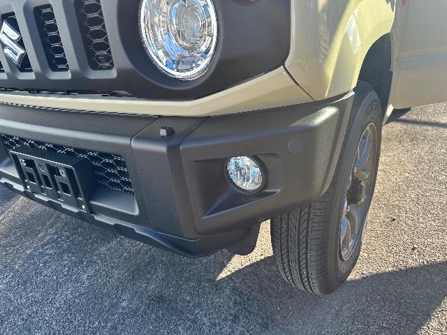 ジムニー ＸＣ　４ＷＤ　ＥＴＣ　安全運転支援システム　純正９インチナビ　純正スターター　スペアタイヤカバー（25枚目）