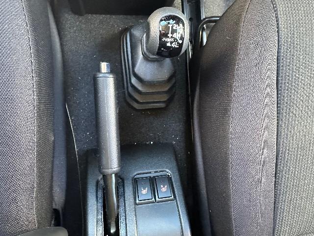 ジムニー ＸＣ　４ＷＤ　ＥＴＣ　安全運転支援システム　純正９インチナビ　純正スターター　スペアタイヤカバー（30枚目）