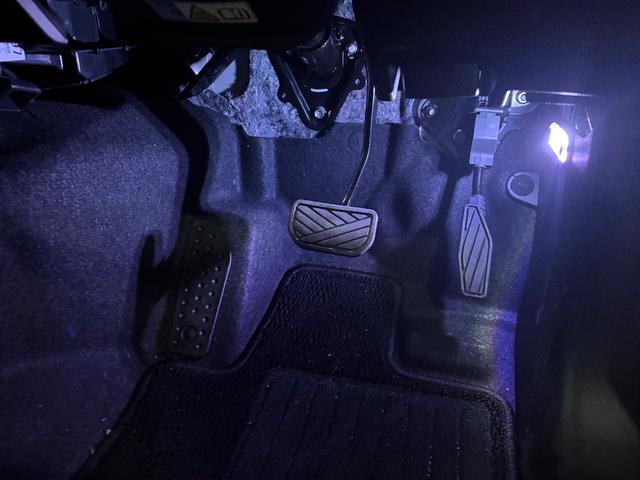 ジムニー ＸＣ　４ＷＤ　ＥＴＣ　安全運転支援システム　純正９インチナビ　純正スターター　スペアタイヤカバー（36枚目）