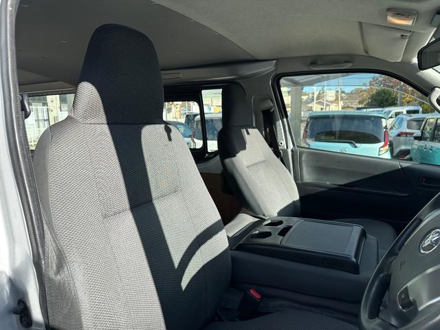 ハイエースバン ロングDX 2WD ガソリン バックカメラ キーレス 純正ナビTV トヨタセーフティセンス パワステ 両側スライドドア(10枚目)