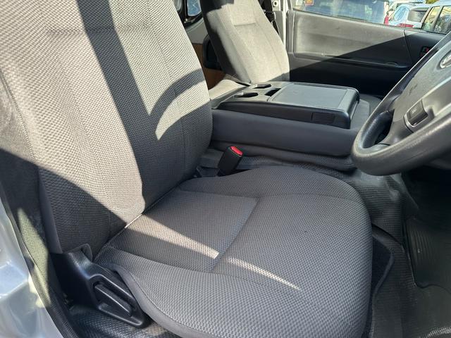 ハイエースバン ロングDX 2WD ガソリン バックカメラ キーレス 純正ナビTV トヨタセーフティセンス パワステ 両側スライドドア(14枚目)