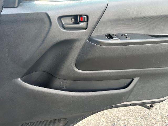 ハイエースバン ロングDX 2WD ガソリン バックカメラ キーレス 純正ナビTV トヨタセーフティセンス パワステ 両側スライドドア(15枚目)