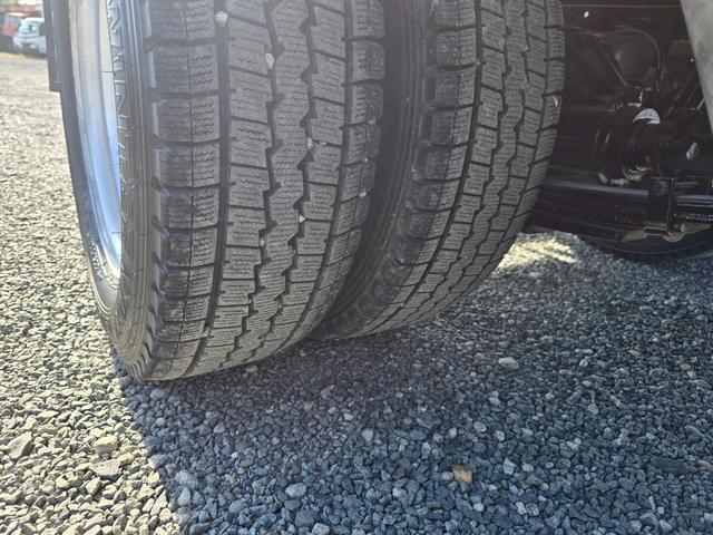 エルフトラック ２トン低床強化ダンプコボレーン付（13枚目）