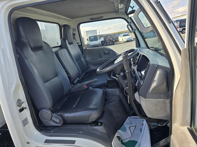 エルフトラック ２トン低床強化ダンプコボレーン付（15枚目）