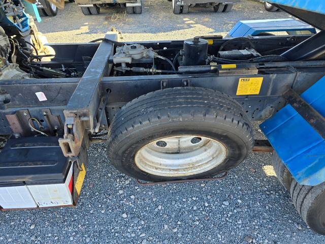 エルフトラック ３転ダンプ強化２トン（12枚目）