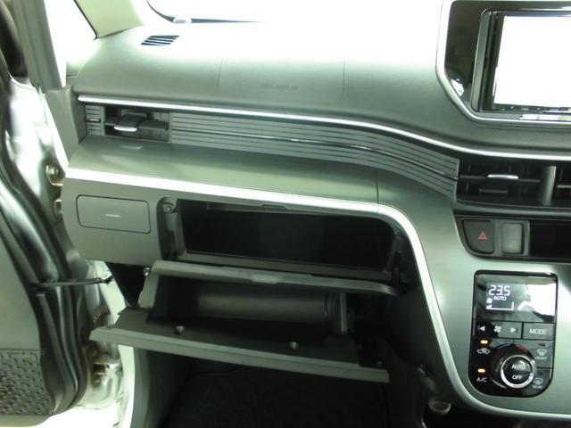 収納もたくさん付いています。大きなものから小さなものまで使う方の気持ちを考えた気遣いが嬉しいですね♪