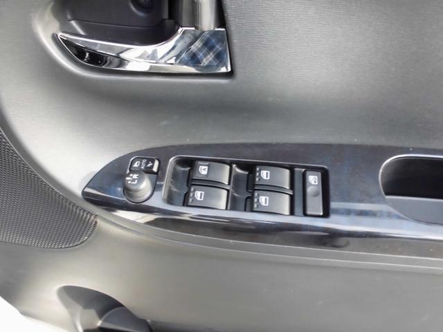 タント カスタムRS トップエディションSAII ETC 両側電動スライドドア ナビ 衝突被害軽減システム LEDヘッドランプ スマートキー アイドリングストップ 電動格納ミラー ベンチシート CVT 盗難防止システム ABS ESC USB(11枚目)