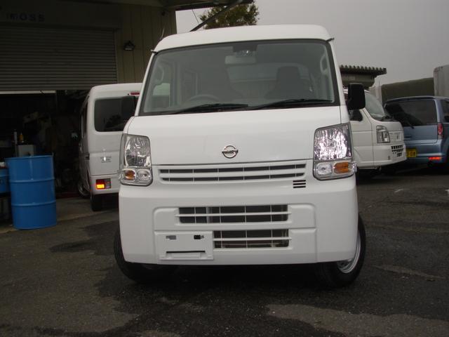 安心のエマージェンシーブレーキ付き