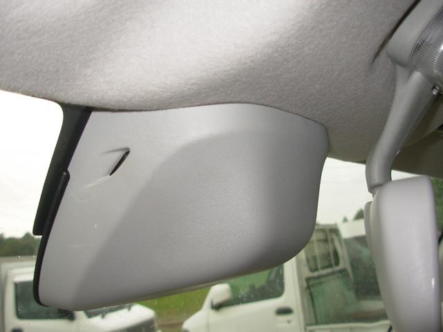 安心のエマージェンシーブレーキ付き