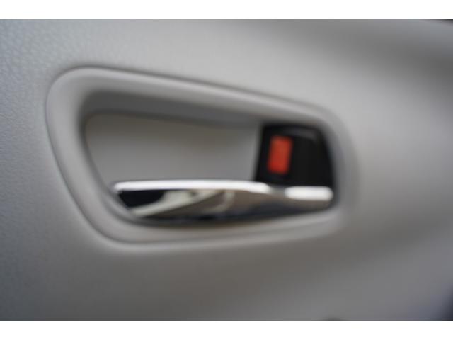 プリウス S 純正9型ナビ バックカメラ ビルトインETC クルーズコントロール 横滑り防止装置 レーンキープコントロール オートマチックハイビーム フルセグTV・Bluetooth・社外アルミ・LEDヘッドライト(31枚目)