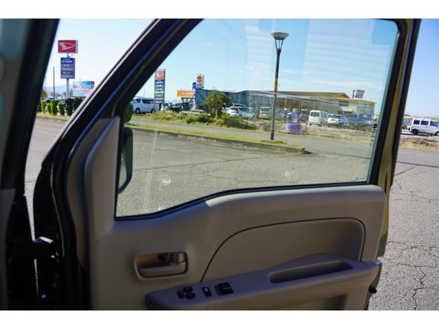 エブリイ ＰＣ　衝突被害軽減システム　シートヒーター　コーナーセンサー　ＬＥＤヘッドライト　レーンアシスト　オートライト　キーレス　アイドリングストップ　横滑り防止装置（29枚目）