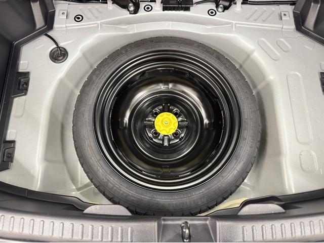 ヤリス ハイブリッドZ 衝突被害軽減ブレーキ ペダル踏み間違い急発進抑制装置 ドライブレコーダー ナビ フルセグ Bluetooth シートヒーター ETC LED バックモニター クルーズコントロール オートエアコン(18枚目)