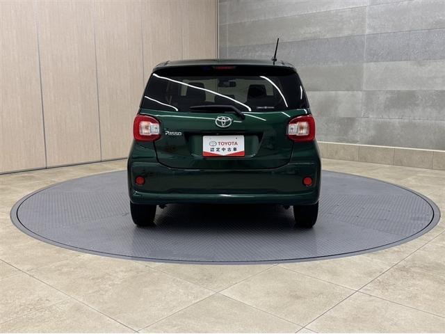 パッソ Ｘ　ＬパッケージＳ　衝突被害軽減ブレーキ　ペダル踏み間違い急発進抑制装置　ナビ　フルセグ　Ｂｌｕｅｔｏｏｔｈ　ワンオーナー　ベンチシート　スマートキー　オートエアコン　アイドリングストップ　車線逸脱警報　ＣＤ／ＤＶＤ再生（24枚目）