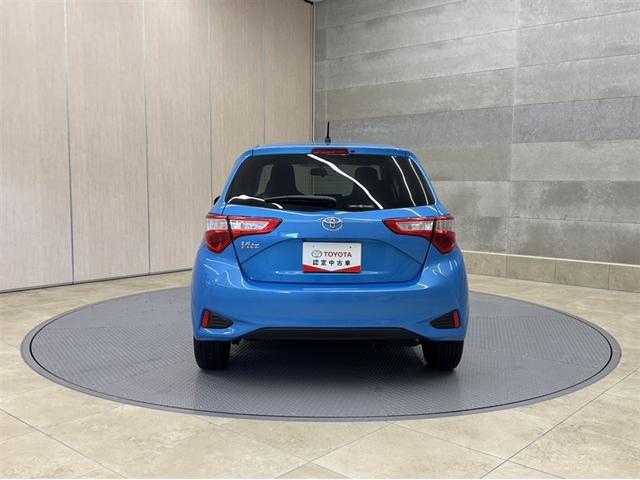 ヴィッツ F ワンオーナー ナビ ワンセグ Bluetooth バックモニター アイドリングストップ マニュアルエアコン キーレスエントリー デュアルエアバック 横滑り防止装置 記録簿(22枚目)