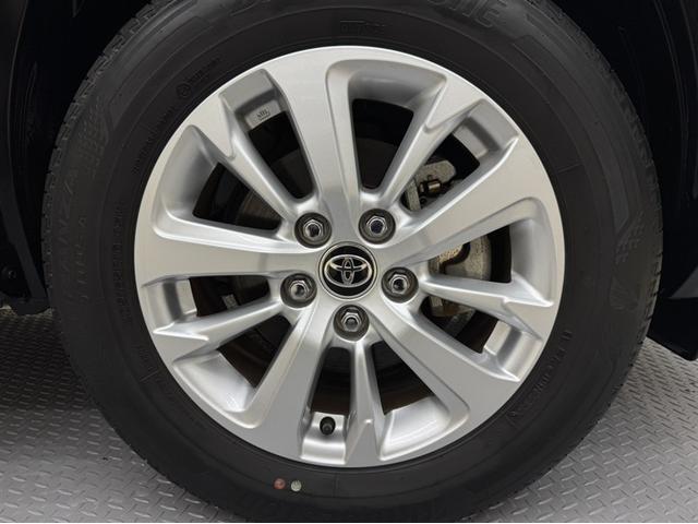 ヤリスクロス Ｇ　４ＷＤ　衝突被害軽減ブレーキ　ペダル踏み間違い急発進抑制装置　ディスプレイオーディオ　Ｂｌｕｅｔｏｏｔｈ　ブラインドスポットモニター　全周囲カメラ　クルーズコントロール　オートエアコン　純正アルミ（13枚目）