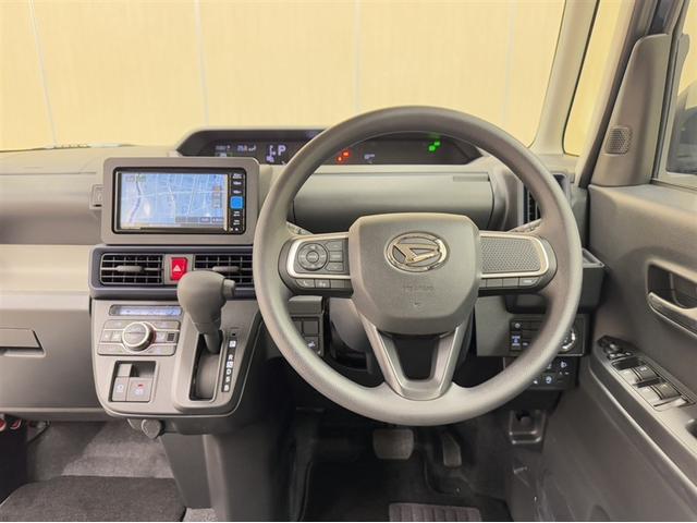 タント Ｘ　届出済未使用車　衝突被害軽減ブレーキ　ペダル踏み間違い急発進抑制装置　新品純正メモリーナビ　フルセグ　Ｂｌｕｅｔｏｏｔｈ　シートヒーター　片側電動スライドドア　ベンチシート　オートエアコン（3枚目）