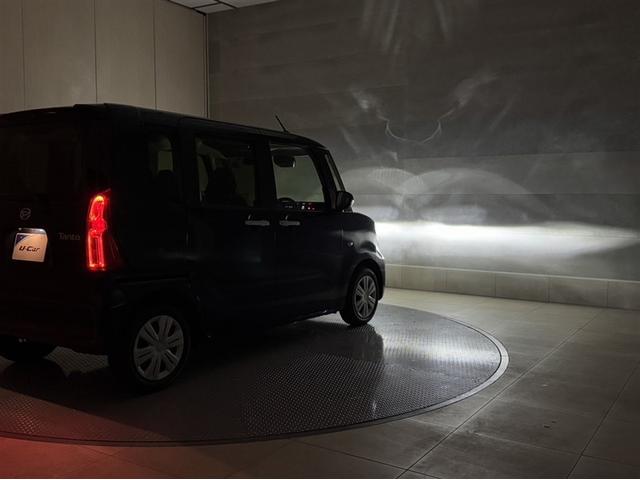 タント Ｘ　届出済未使用車　衝突被害軽減ブレーキ　ペダル踏み間違い急発進抑制装置　新品純正メモリーナビ　フルセグ　Ｂｌｕｅｔｏｏｔｈ　シートヒーター　片側電動スライドドア　ベンチシート　オートエアコン（11枚目）
