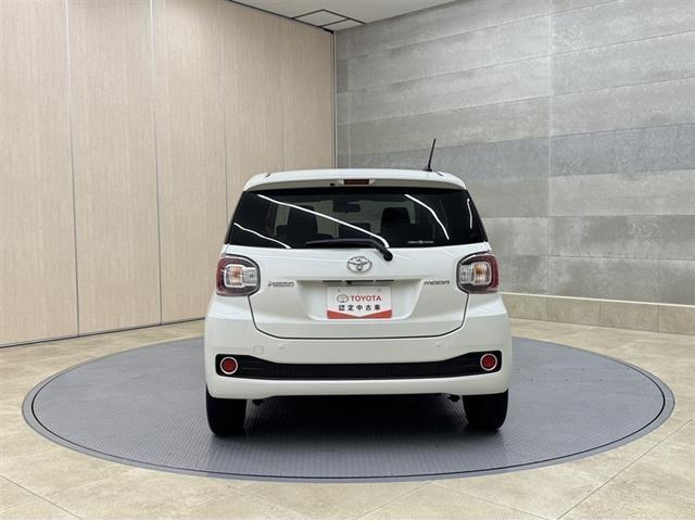 パッソ モーダ　Ｇパッケージ　衝突被害軽減ブレーキ　ペダル踏み間違い急発進抑制装置　車線逸脱警報装置　ワンセグ内蔵メモリー　Ｂｌｕｅｔｏｏｔｈ対応　バックモニター　ＥＴＣ　スマートキー　イモビライザー　ベンチシート　オートエアコン（25枚目）