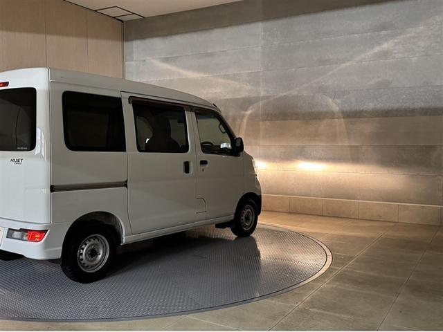 ハイゼットカーゴ ＤＸ　ＳＡＩＩＩ　衝突被害軽減ブレーキ　ペダル踏み間違い急発進抑制装置　車線逸脱警報装置　オートハイビーム　横滑り防止装置　ＡＢＳ　アイドリングストップ　モケットシート　キーレスエントリー　パワーウインドウ（14枚目）