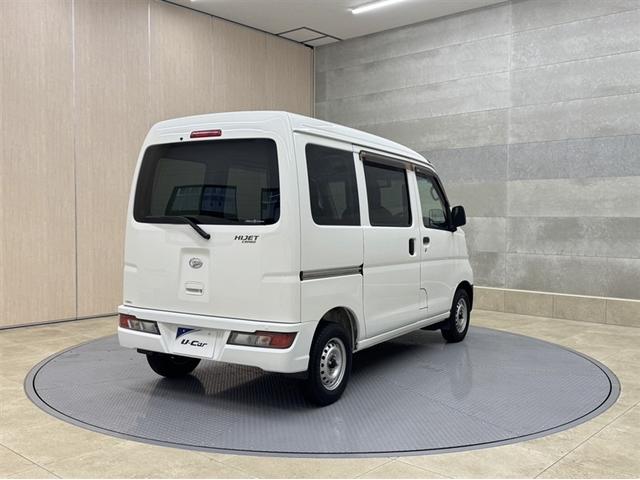 ハイゼットカーゴ ＤＸ　ＳＡＩＩＩ　衝突被害軽減ブレーキ　ペダル踏み間違い急発進抑制装置　車線逸脱警報装置　オートハイビーム　横滑り防止装置　ＡＢＳ　アイドリングストップ　モケットシート　キーレスエントリー　パワーウインドウ（18枚目）