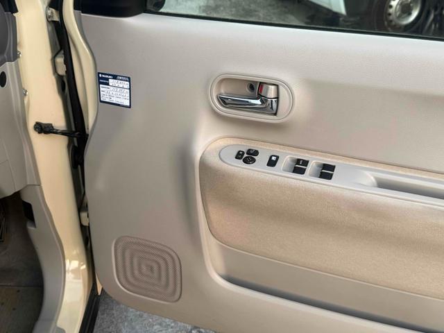 アルトラパン Ｘ　ＥＴＣ　全周囲カメラ　ＴＶ　衝突被害軽減システム　オートライト　ＨＩＤ　スマートキー　アイドリングストップ　電動格納ミラー　シートヒーター　ベンチシート　ＣＶＴ　盗難防止システム　ＡＢＳ　ＥＳＣ　ＣＤ（11枚目）