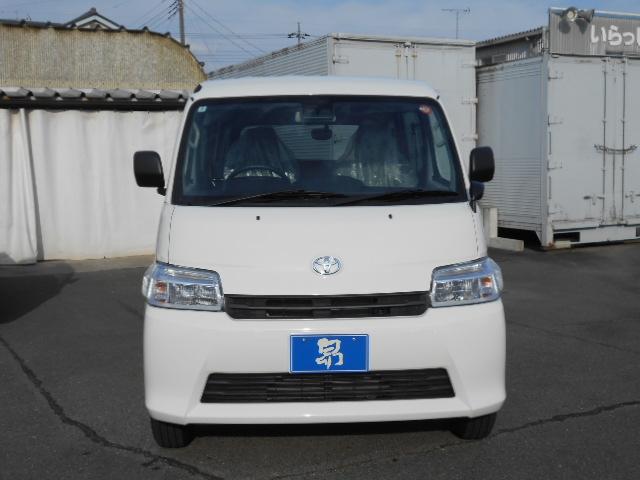 タウンエースバン GL 4WD 登録済未使用車 2/5人乗り LEDヘッドライト(10枚目)