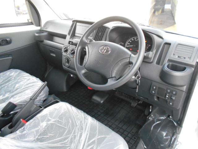 タウンエースバン GL 4WD 登録済未使用車 2/5人乗り LEDヘッドライト(17枚目)